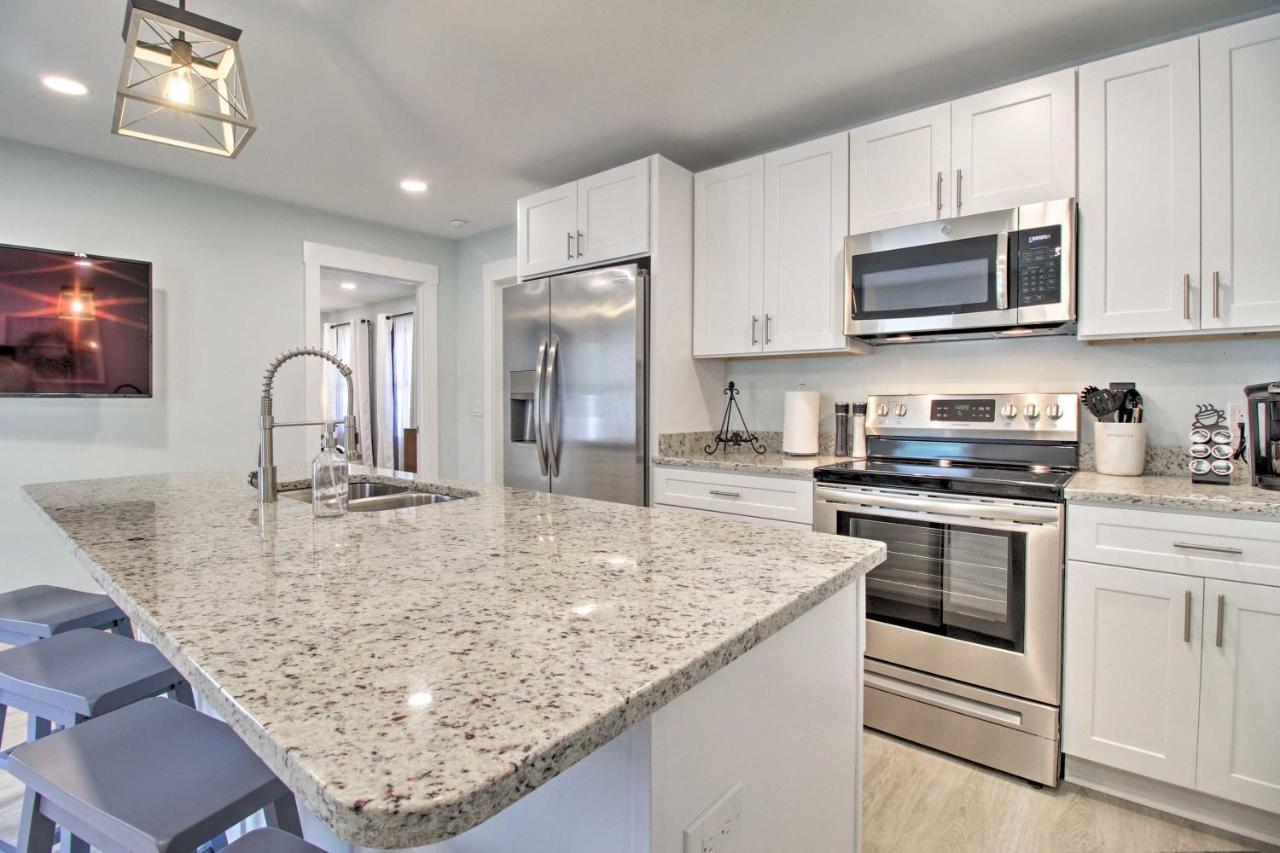 New! Renovated 2 Bed 2 Bath Apartment Downtown بيوفورت المظهر الخارجي الصورة